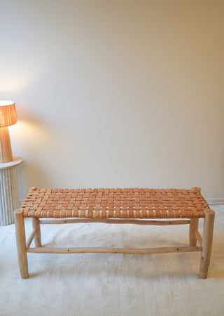 Banc en cuir et bois brut